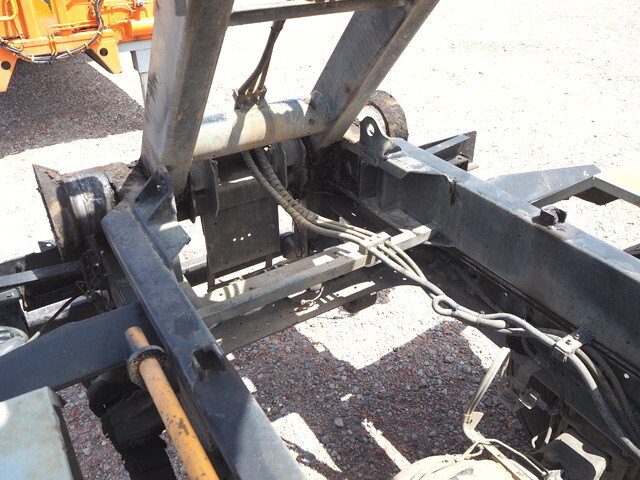 いすゞフォワードコンテナ専用車中型（4t）[写真15]