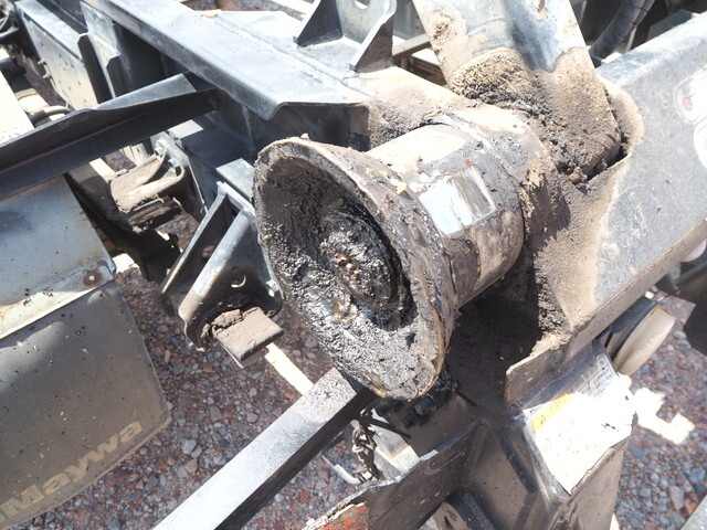 いすゞフォワードコンテナ専用車中型（4t）[写真18]