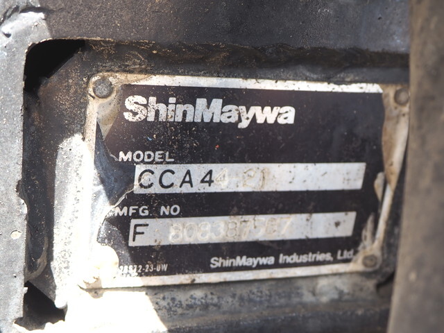 いすゞフォワードコンテナ専用車中型（4t）[写真20]