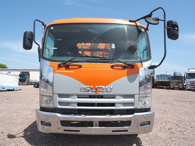 いすゞフォワードコンテナ専用車中型（4t）[写真08]