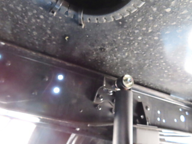 日野デュトロ穴掘建柱車小型（2t・3t）[写真10]