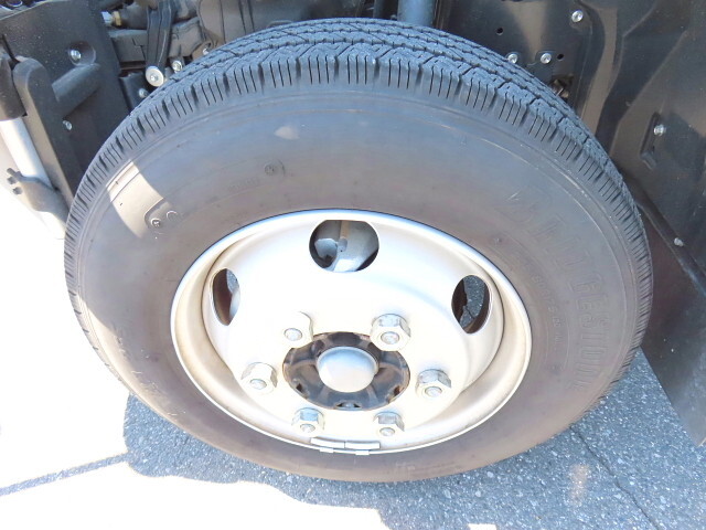 日野デュトロ穴掘建柱車小型（2t・3t）[写真13]