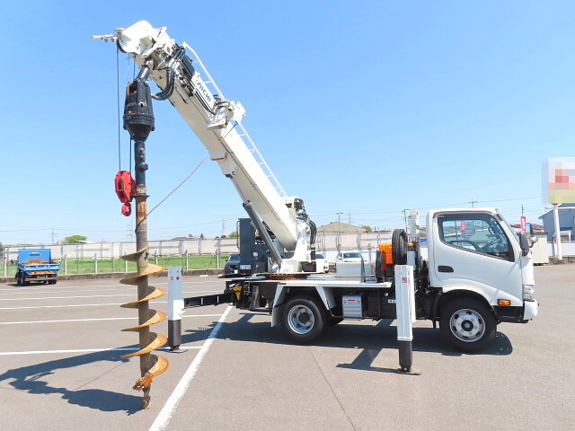 日野デュトロ穴掘建柱車小型（2t・3t）[写真31]