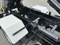 いすゞエルフコンテナ専用車小型（2t・3t）[写真18]