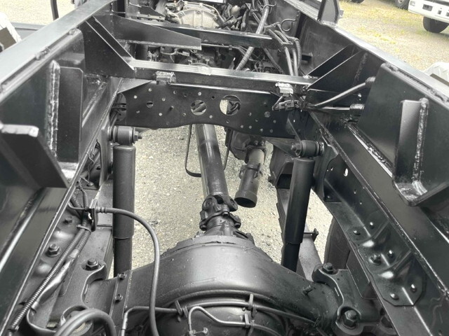 いすゞエルフコンテナ専用車小型（2t・3t）[写真18]