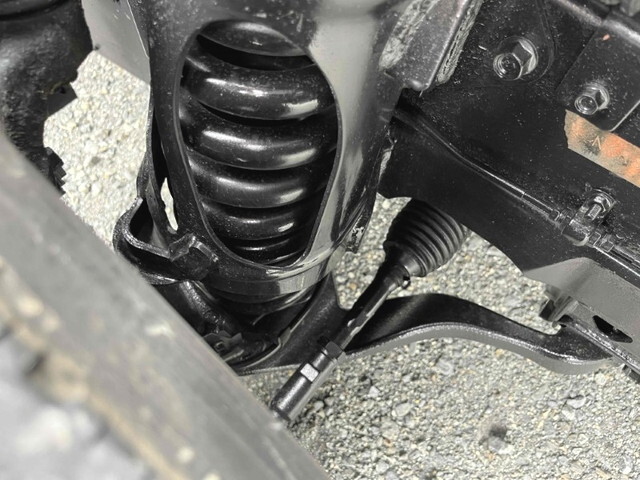 いすゞエルフコンテナ専用車小型（2t・3t）[写真28]