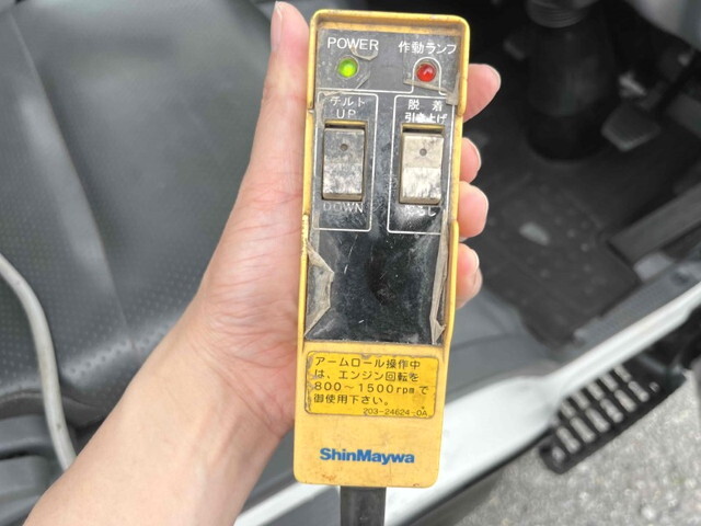 いすゞエルフコンテナ専用車小型（2t・3t）[写真31]