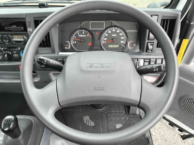 いすゞエルフコンテナ専用車小型（2t・3t）[写真33]