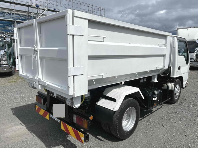 いすゞエルフコンテナ専用車小型（2t・3t）[写真04]