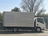 いすゞエルフアルミバン小型（2t・3t）[写真05]