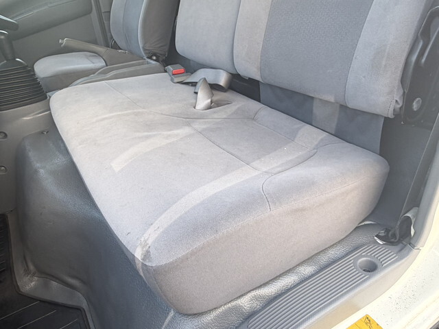 いすゞエルフアルミバン小型（2t・3t）[写真07]