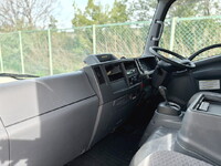 いすゞエルフアルミバン小型（2t・3t）[写真11]