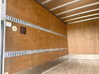 いすゞエルフアルミバン小型（2t・3t）[写真18]