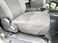 いすゞエルフアルミバン小型（2t・3t）[写真32]