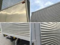 いすゞエルフアルミバン小型（2t・3t）[写真39]