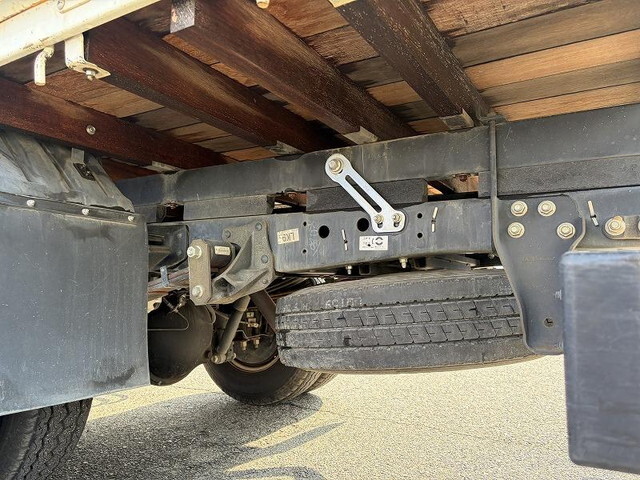 いすゞエルフクレーン3段小型（2t・3t）[写真21]