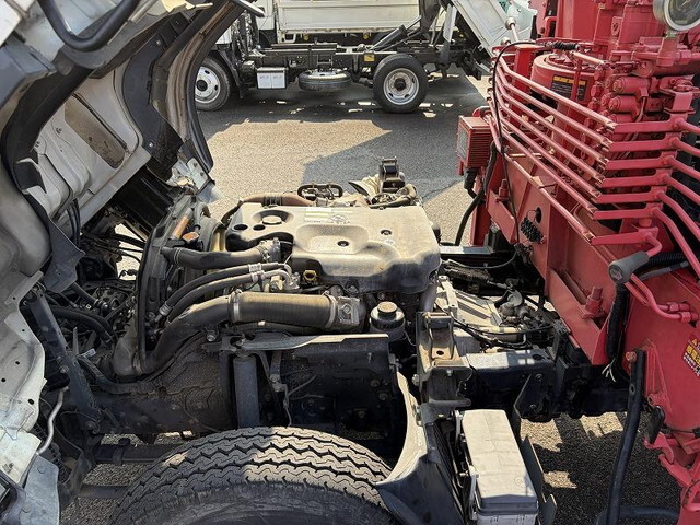 いすゞエルフクレーン3段小型（2t・3t）[写真09]