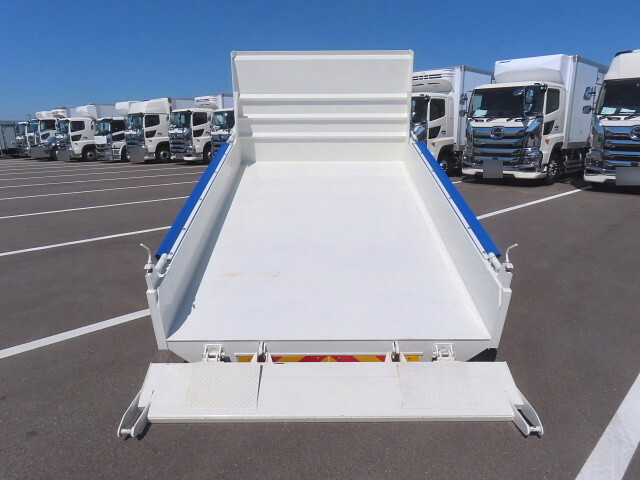 日野デュトロローダーダンプ小型（2t・3t）[写真32]