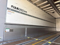 UDトラックスクオンアルミウイング大型（10t）[写真13]