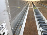 UDトラックスクオンアルミウイング大型（10t）[写真15]