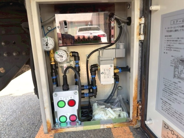 UDトラックスクオンアルミウイング大型（10t）[写真18]