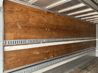 いすゞフォワードアルミウイング中型（4t）[写真16]