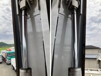 いすゞフォワードアルミウイング中型（4t）[写真10]