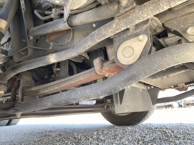 いすゞエルフ冷凍車（冷蔵車）小型（2t・3t）[写真20]