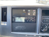 いすゞエルフ冷凍車（冷蔵車）小型（2t・3t）[写真26]