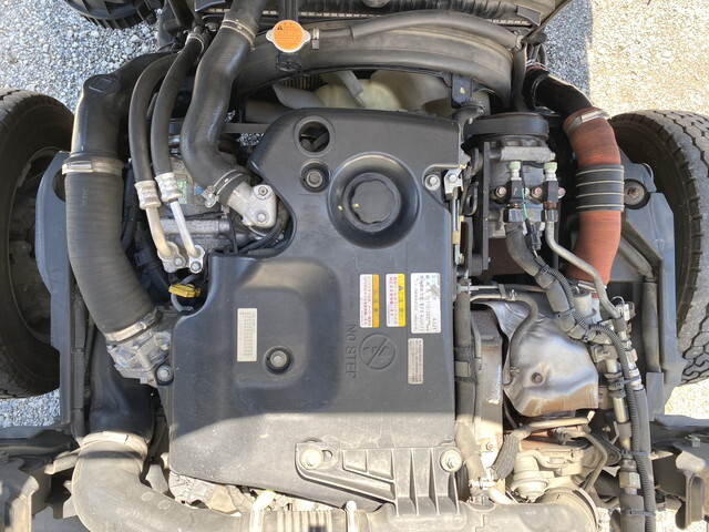 いすゞエルフ冷凍車（冷蔵車）小型（2t・3t）[写真28]