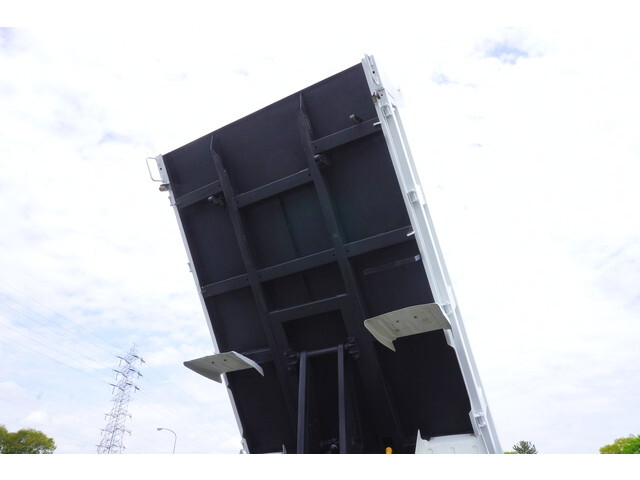 三菱ふそうキャンターダンプ小型（2t・3t）[写真14]