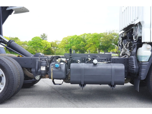 三菱ふそうキャンターダンプ小型（2t・3t）[写真19]