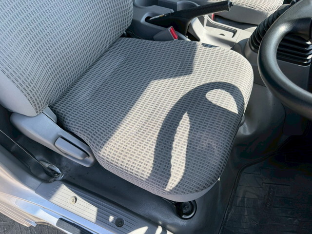 日野デュトロセーフティローダー小型（2t・3t）[写真20]