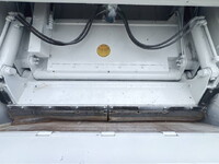 いすゞエルフパッカー車（塵芥車）小型（2t・3t）[写真11]