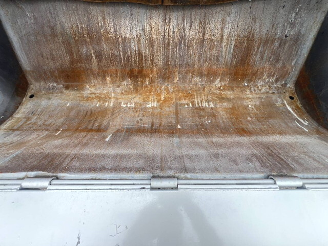 いすゞエルフパッカー車（塵芥車）小型（2t・3t）[写真11]