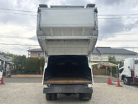 いすゞエルフパッカー車（塵芥車）小型（2t・3t）[写真14]