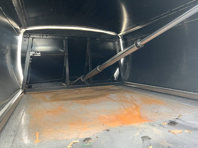 いすゞエルフパッカー車（塵芥車）小型（2t・3t）[写真18]