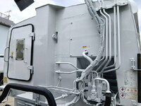 いすゞエルフパッカー車（塵芥車）小型（2t・3t）[写真20]