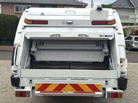 いすゞエルフパッカー車（塵芥車）小型（2t・3t）[写真10]