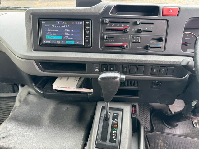 トヨタコースターマイクロバス[写真19]