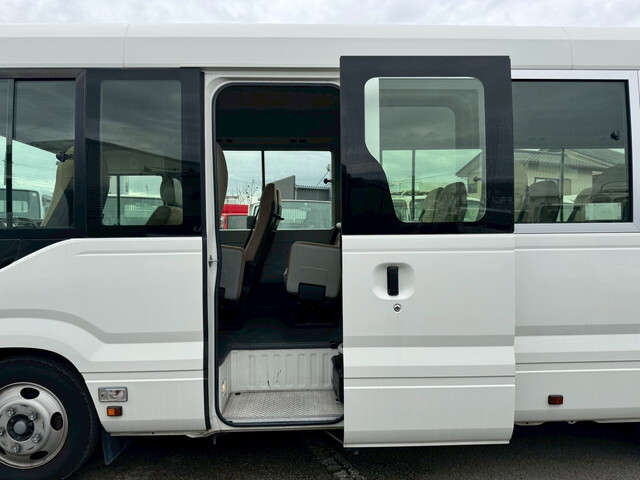 トヨタコースターマイクロバス[写真09]
