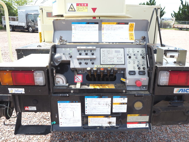 日野デュトロ高所作業車小型（2t・3t）[写真19]