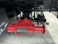 いすゞエルフクレーン6段小型（2t・3t）[写真06]