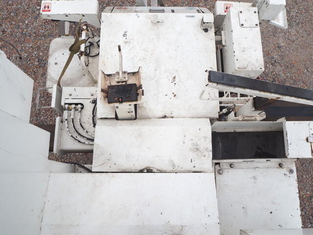 いすゞエルフ高所作業車小型（2t・3t）[写真11]