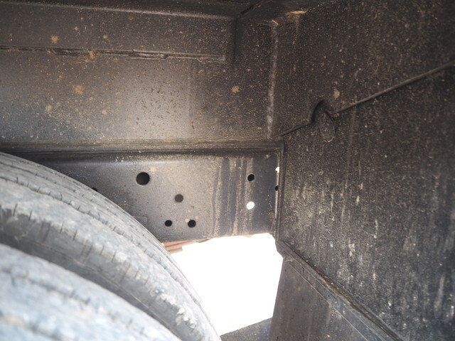 いすゞエルフ高所作業車小型（2t・3t）[写真21]