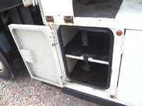 いすゞエルフ高所作業車小型（2t・3t）[写真27]