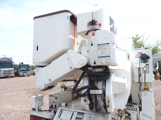 いすゞエルフ高所作業車小型（2t・3t）[写真34]