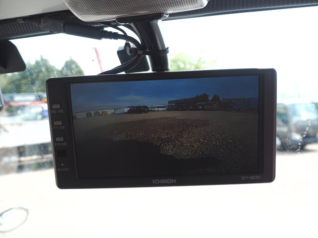 いすゞエルフ高所作業車小型（2t・3t）[写真38]