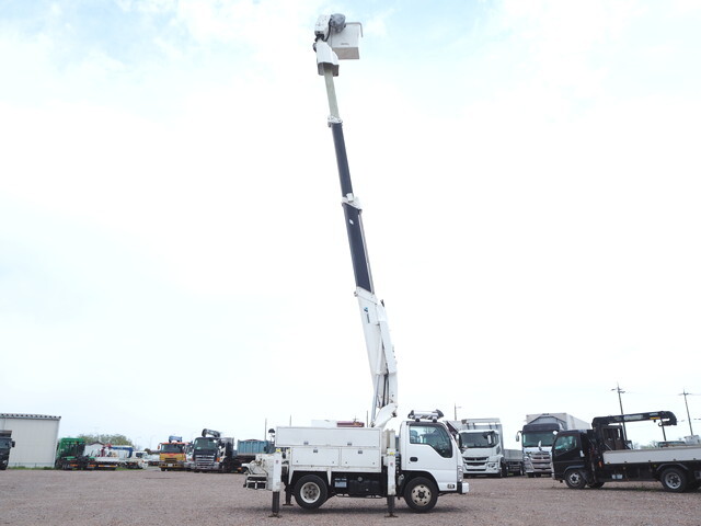 いすゞエルフ高所作業車小型（2t・3t）[写真09]