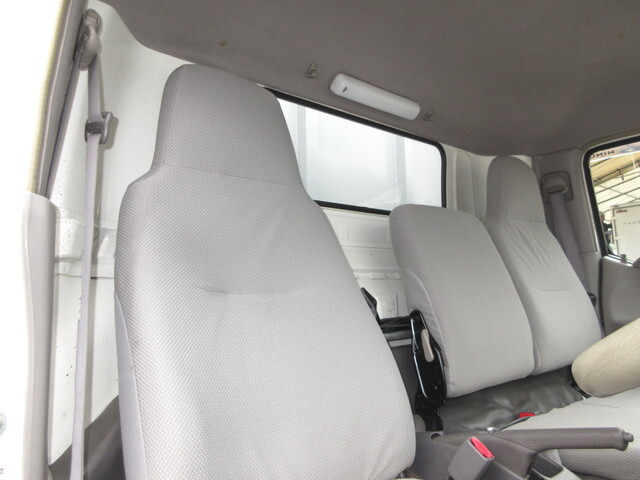 日野デュトロアルミウイング小型（2t・3t）[写真20]